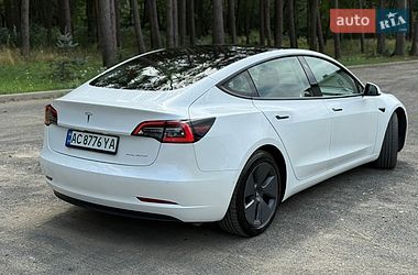 Седан Tesla Model 3 2021 в Луцке