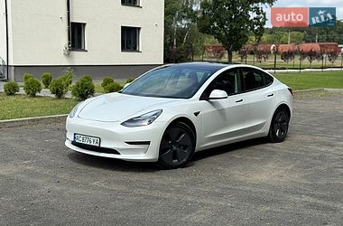 Седан Tesla Model 3 2021 в Луцке