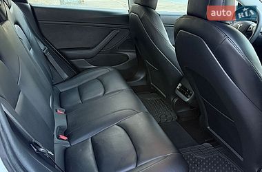 Седан Tesla Model 3 2021 в Луцке
