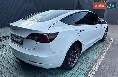 Седан Tesla Model 3 2021 в Каменском