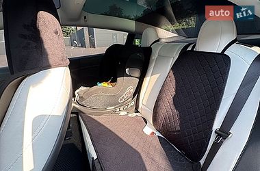 Седан Tesla Model 3 2021 в Каменском