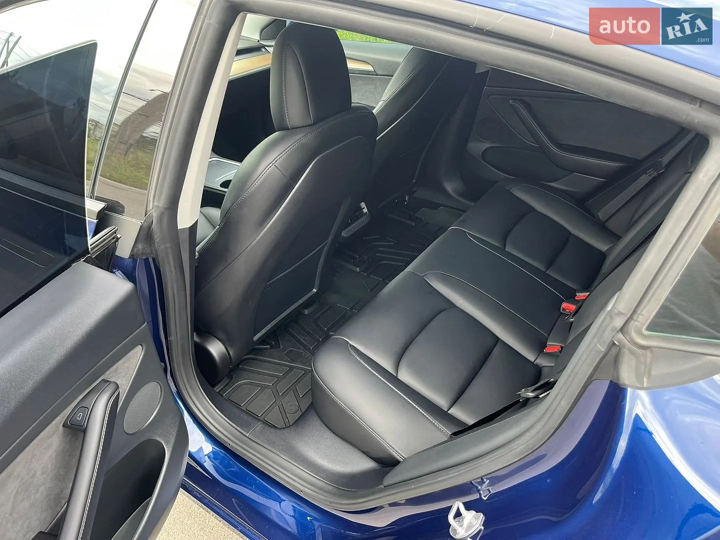 2022 Tesla Model 3 - мініатюра 9