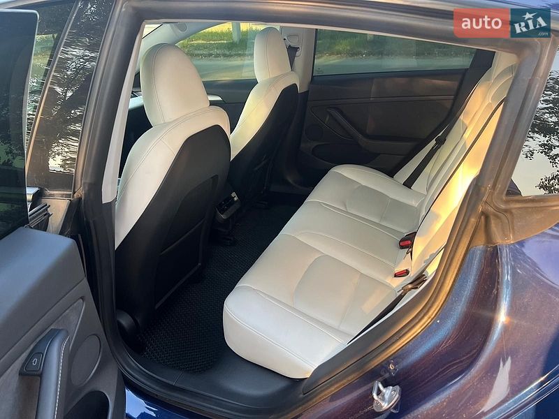 Седан Tesla Model 3 2023 в Дніпрі фото 7 Седан Tesla Model 3 2023 в Дніпрі
