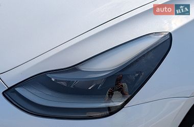 Седан Tesla Model 3 2021 в Ивано-Франковске