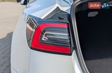 Седан Tesla Model 3 2021 в Ивано-Франковске