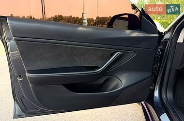 Седан Tesla Model 3 2018 в Киеве фото 27 Седан Tesla Model 3 2018 в Киеве
