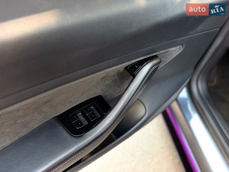 Седан Tesla Model 3 2018 в Киеве фото 28 Седан Tesla Model 3 2018 в Киеве