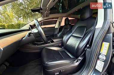 Седан Tesla Model 3 2018 в Киеве фото 31 Седан Tesla Model 3 2018 в Киеве