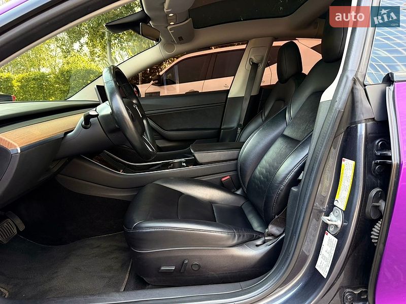 Седан Tesla Model 3 2018 в Киеве фото 32 Седан Tesla Model 3 2018 в Киеве