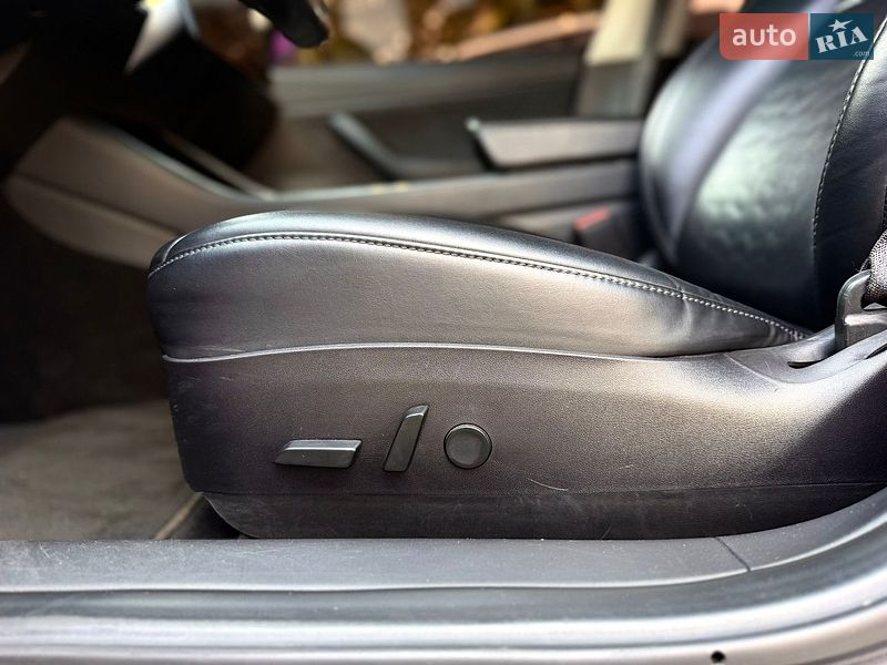 Седан Tesla Model 3 2018 в Киеве фото 33 Седан Tesla Model 3 2018 в Киеве