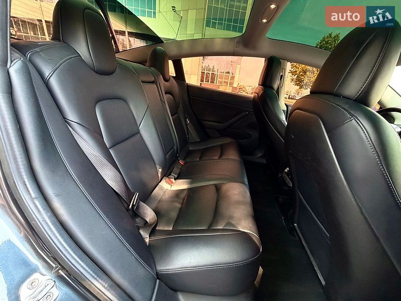 Седан Tesla Model 3 2018 в Киеве фото 43 Седан Tesla Model 3 2018 в Киеве