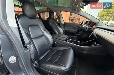 Седан Tesla Model 3 2018 в Киеве фото 44 Седан Tesla Model 3 2018 в Киеве