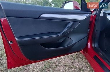 Седан Tesla Model 3 2022 в Полтаві