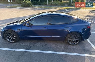 Седан Tesla Model 3 2022 в Києві