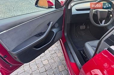 Седан Tesla Model 3 2025 в Львове