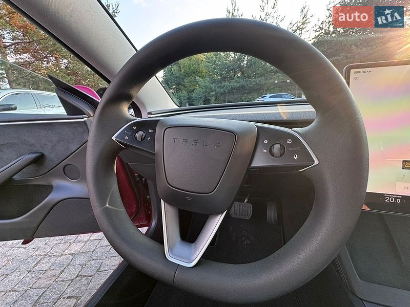 Седан Tesla Model 3 2025 в Львове