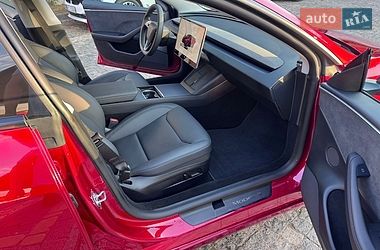Седан Tesla Model 3 2025 в Львове