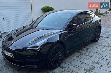 Седан Tesla Model 3 2023 в Львове Седан Tesla Model 3 2023 в Львове