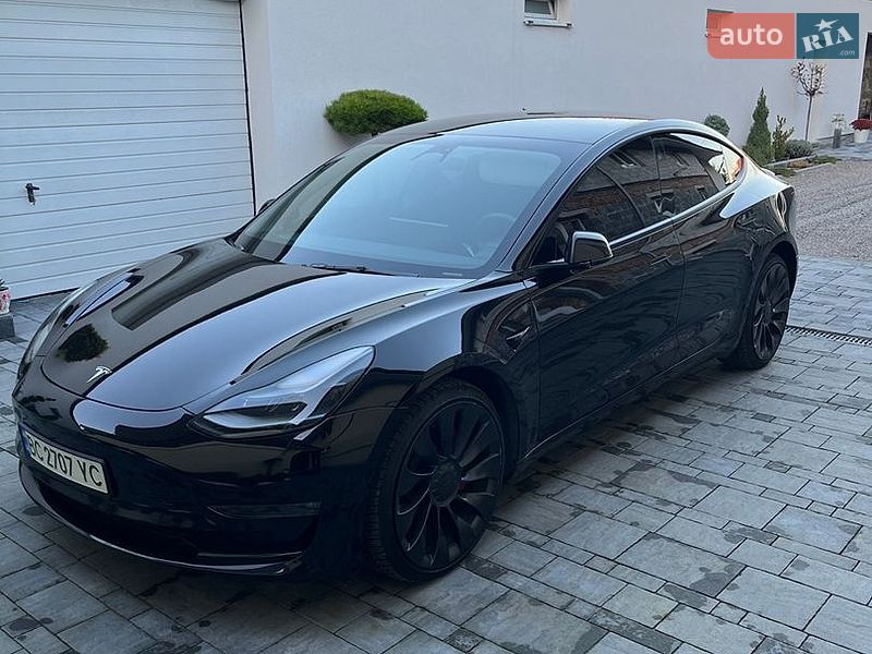 Tesla Model 3 2023