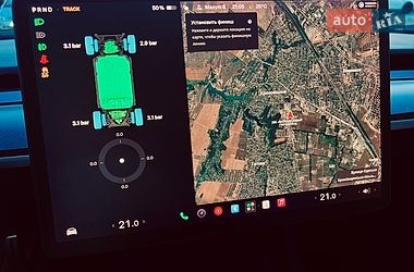 Седан Tesla Model 3 2021 в Киеве
