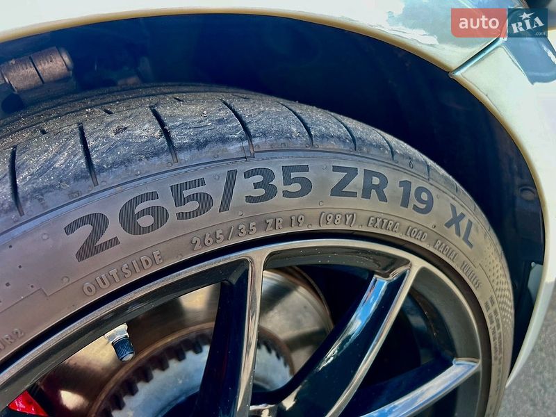 Седан Tesla Model 3 2021 в Киеве