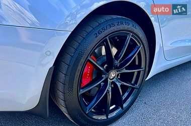 Седан Tesla Model 3 2021 в Киеве