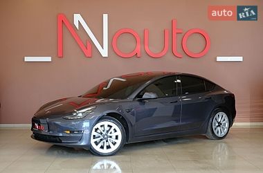 Седан Tesla Model 3 2023 в Одессе