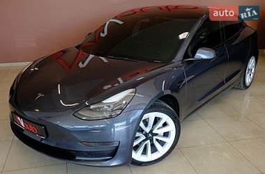 Седан Tesla Model 3 2023 в Одесі