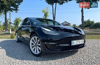 Седан Tesla Model 3 2018 в Переяславі