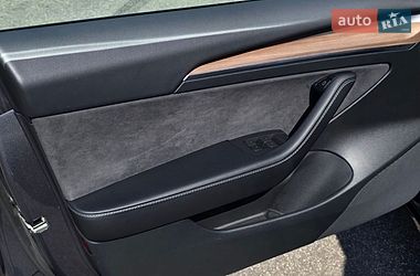 Седан Tesla Model 3 2022 в Харкові