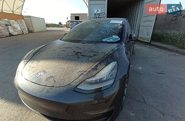 Седан Tesla Model 3 2018 в Киеве