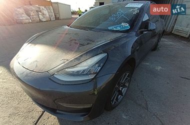 Седан Tesla Model 3 2018 в Киеве