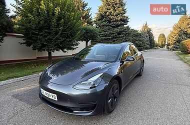 Седан Tesla Model 3 2023 в Днепре
