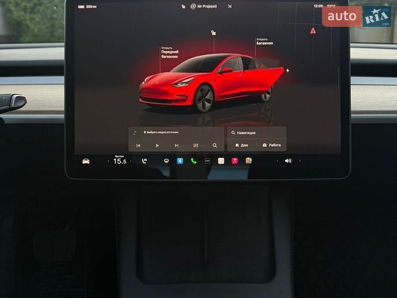 Седан Tesla Model 3 2023 в Днепре