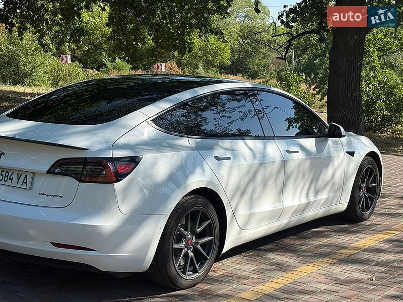 Седан Tesla Model 3 2021 в Кропивницькому фото 6 Седан Tesla Model 3 2021 в Кропивницькому