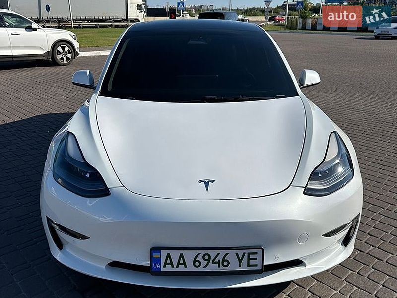 Седан Tesla Model 3 2022 в Киеве фото 2 Седан Tesla Model 3 2022 в Киеве