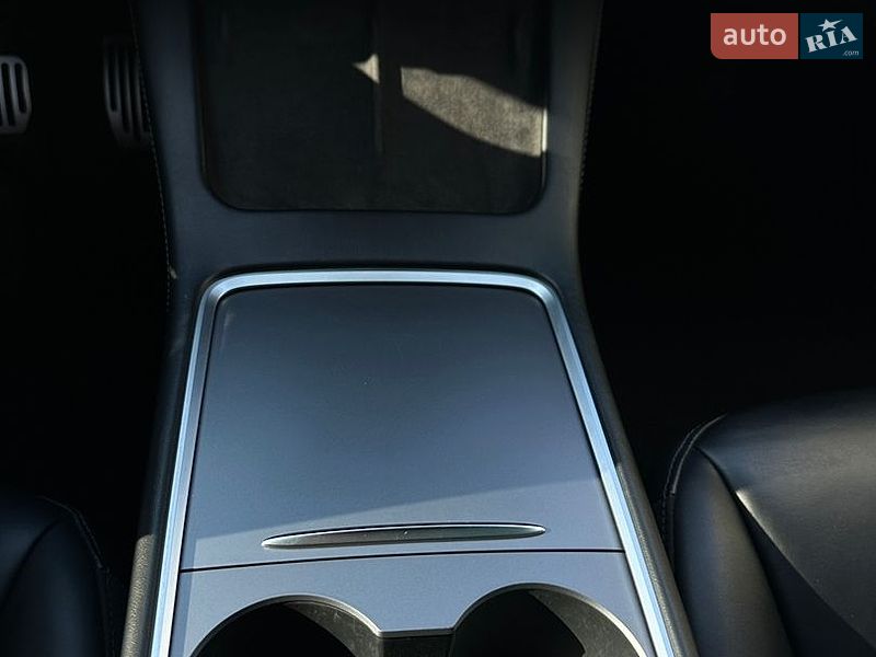 Седан Tesla Model 3 2022 в Киеве фото 8 Седан Tesla Model 3 2022 в Киеве