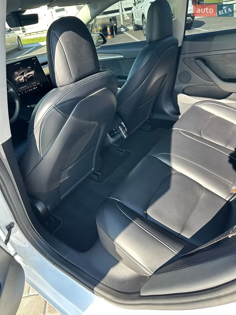 2022 Tesla Model 3 - мініатюра 12
