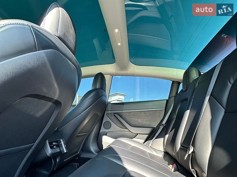 Седан Tesla Model 3 2022 в Киеве фото 13 Седан Tesla Model 3 2022 в Киеве