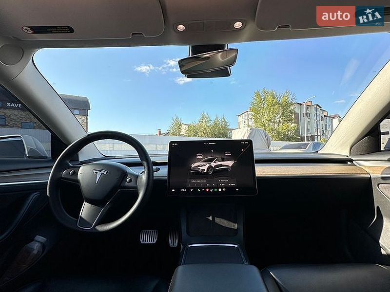 Седан Tesla Model 3 2022 в Киеве фото 16 Седан Tesla Model 3 2022 в Киеве