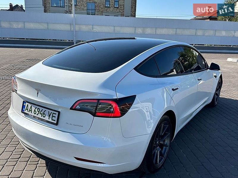 Седан Tesla Model 3 2022 в Киеве фото 19 Седан Tesla Model 3 2022 в Киеве