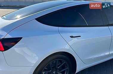 Седан Tesla Model 3 2022 в Киеве фото 20 Седан Tesla Model 3 2022 в Киеве