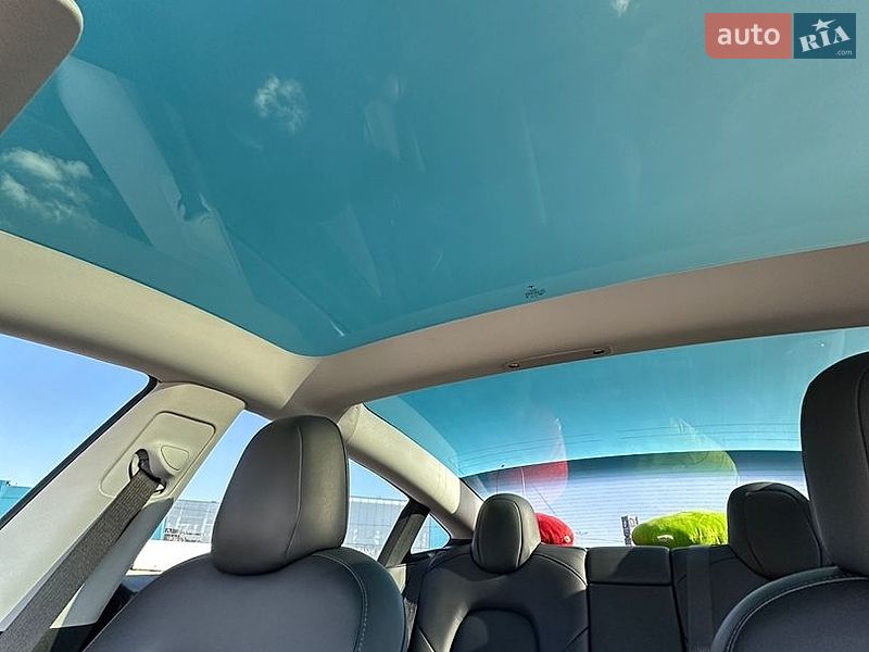 Седан Tesla Model 3 2022 в Киеве фото 27 Седан Tesla Model 3 2022 в Киеве