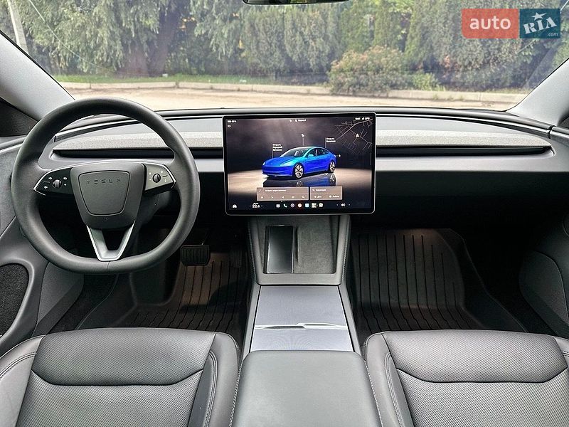 Седан Tesla Model 3 2024 в Киеве