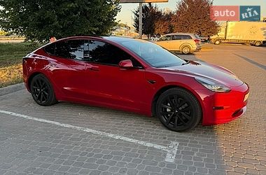 Седан Tesla Model 3 2020 в Вінниці