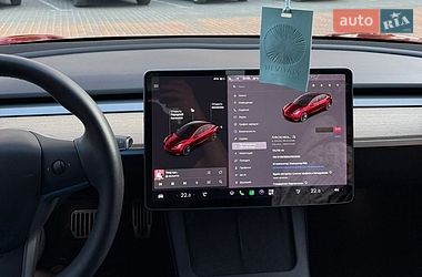 Седан Tesla Model 3 2020 в Вінниці