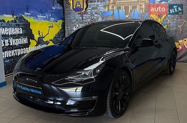 Седан Tesla Model 3 2022 в Львові