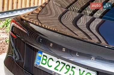 Седан Tesla Model 3 2024 в Львові