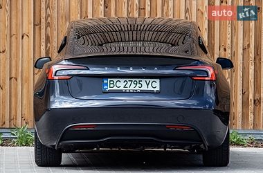 Седан Tesla Model 3 2024 в Львові