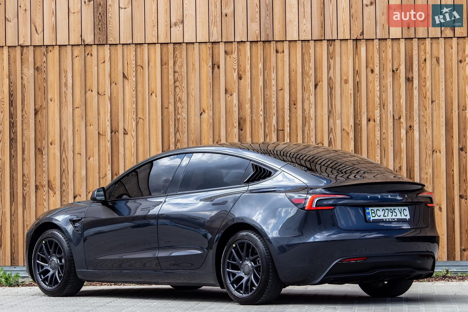2024 Tesla Model 3 - мініатюра 11